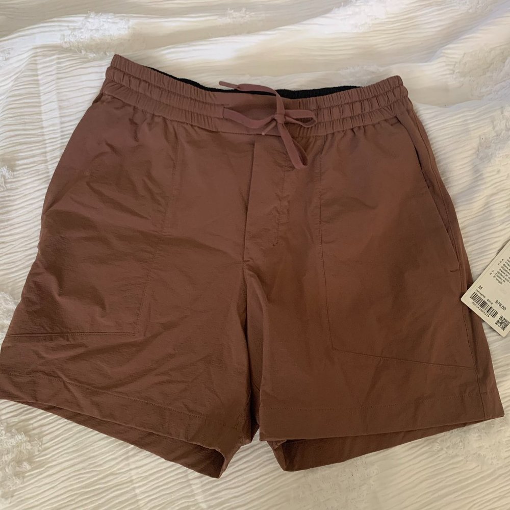 Lululemon Bowline Shorts 5" Medium